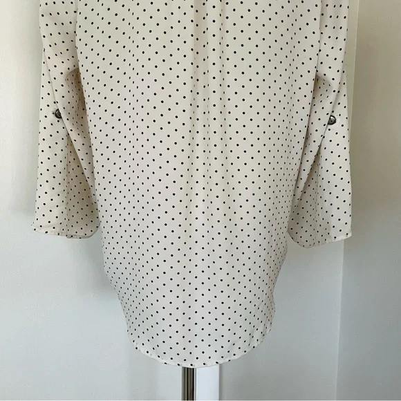 Maurice’s Women's Cream Polka Dot Popover Blouse Size L - Picture 11 of 15